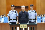 白髮憔悴現身！陸昔首富、恆大地產董座許家印　一審重判無期徒刑