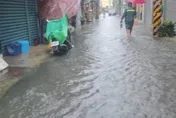 雨炸南台灣！12區淹水一級警戒　高雄、台南8區亮二級
