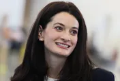 接班？黃仁勳女兒現身北京世界機器人大會　關注具身智能產業