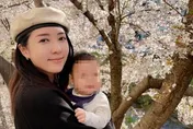 影/「五熊」遭日警移送曝光！涉「佛足石」潑油案　搭警車媒體搶拍