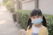 開學季來了！新冠上週仍近2.5萬人就醫　疫苗剩11萬劑