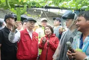 卓榮泰昨說「只能電話聯繫」今現身屏東　Cheap狠酸：自費勘災