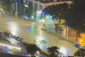 高雄內惟淹成黃河！半小時迅速退水　網友：買房先看地勢