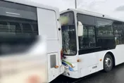 影/北市南港2公車追撞玻璃全碎　1乘客受傷送醫