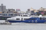 屏東東港渡輪擱淺3.5小時　船上146人受困獲救