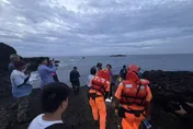 影/坦克岩「台電廠長落海」搜救最新！黑鷹直升機出動