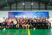 高虹安飛行夾克上身　新竹市府與空軍同賀黑蝙蝠中隊慶