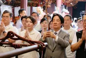 新竹城隍祭變民進黨免費造勢場？他嘆：只有高虹安捲起袖子在做事