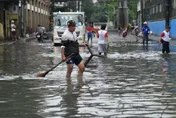 40死、800萬人受災！菲律賓暴雨災情失控　大馬尼拉街頭「水淹到胸」