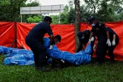 腐爛屍體太多無法辨認！CNN：尼泊爾挖「萬人塚」緊急安葬