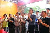 新竹縣義民爺遶境　徐欣瑩、鄭朝方、陳見賢同框參拜祈福