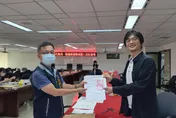 看不下去藍綠白！三連霸議員陳重嘉登記參選彰化縣長