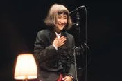 日本72歲歌后首登台！大貫妙子暖用中文謝歌迷　感性吐出道50年心聲