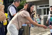 淡出演藝圈19年！侯湘婷開學日現蹤國小　超狂新身分曝光
