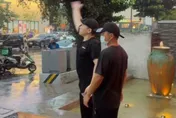 竹北餐廳當客人面撒鹽！真相逆轉　員工訴苦：用餐還是普渡？