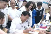 「小雞簇擁」登記參選台南市長！謝龍介喊話藍白合、議員全壘打