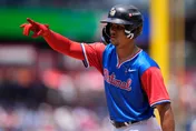 MLB/20歲捕手被拉上大聯盟成現役最年輕　教士主帥給肯定