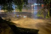 沙德爾「三登」福建！暴雨＋9級強風狂襲　漳州停班課、廈門停航
