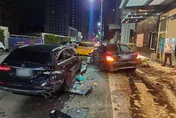 喝醉還牽拖！台中28歲男開賓士「猛撞5盆栽+2車」　超慘畫面曝