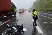國3新台五路交流道300米2事故！火燒車、機車誤闖追撞命危