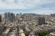 南北兩樣情！高雄降雨終於停止　當地人狂喜：太陽回來了