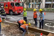 影/才傳氣爆又出事！桃園中正路施工疑瓦斯外洩交管