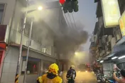 影/晚餐時間驚魂！嘉義阿宏師爆火警　店員急疏散全場