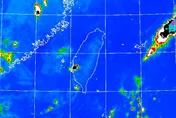 對流雲系狂張牙舞爪！南高屏強風雷擊雙夾擊　夜歸民眾注意