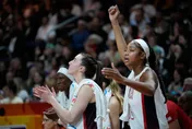 美國隊締造五連霸業！　WNBA球星被搞分化不爽：別搞這個