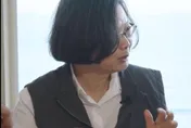 合體賴清德、蘇巧慧吃海鮮　蔡英文驚：好像就我一個人在吃