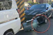 高雄「電桶爆炸」釀大停電！燒焦松鼠墜下