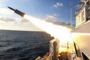 海巡「旗津艦」首射雄三飛彈精準命中　管碧玲曝海巡第三副署長海軍出任