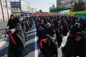伊朗數十萬人挺政府集會　戰爭爆發以來最大規模反美示威
