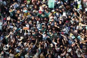 「洋流」南下高雄　支持者塞爆現場！賴瑞隆秀驚人空拍圖