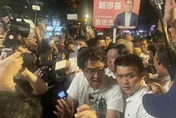 洋流飆進中壢夜市？沈伯洋「以為進不去」競選衫搶光笑回不好意思