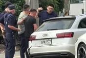 影/台南驚傳槍響！奧迪男毒駕拒檢撞2警車　遭14槍制伏