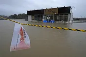 「杜鵑」颱風逼近關東！料掀起狂風暴雨　往來東京逾3百航班取消