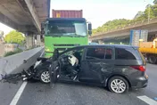 上班噩耗！國1東湖交流道「3大小車撞一團」紫爆回堵5公里