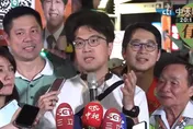 沈伯洋大同區民調落後！掃夜市認蔣萬安「全面碾壓」：變認真很可怕