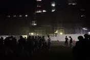 影/清大化學館地下室竄煙警鈴大響　近百學生急疏散