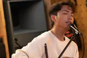 金曲歌手鄒序新作遭吐槽「芭樂歌連發」  當眾突開撩好友：有被挑逗到？