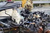 近距離慘烈直擊！新化休息站「BMW高速嵌入全毀」2死者身分曝