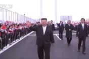 金正恩打臉死訊訪大陸！王滬寧全程陪同獻花、參觀車廠