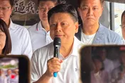 不捨公益慈善家！阿美麻糬董座余國基身亡　傅崐萁赴靈堂悼念