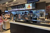 影/沒問升級濃湯飆罵店員！貴婦奧客狂咆哮　麥當勞回應了