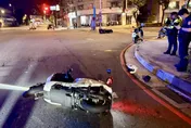 影/板橋騎士拒檢沿途狂飆　2警圍捕擦撞慘摔受傷