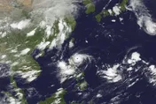 強颱蘇拉再長大！路徑北轉「近台達巔峰」　豪雨猛灌時間曝