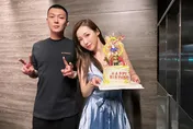 鳳梨曬帥氣西裝照！爆求婚穩交3年女秘書　他霸氣16字喊話