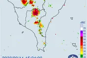 快訊／國家警報響了！「大雷雨」狂轟屏東　警戒區域曝光