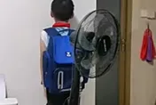 7歲男童偷帶啤酒到學校還「有福同享」　老師看同學「醉倒一片」超傻眼